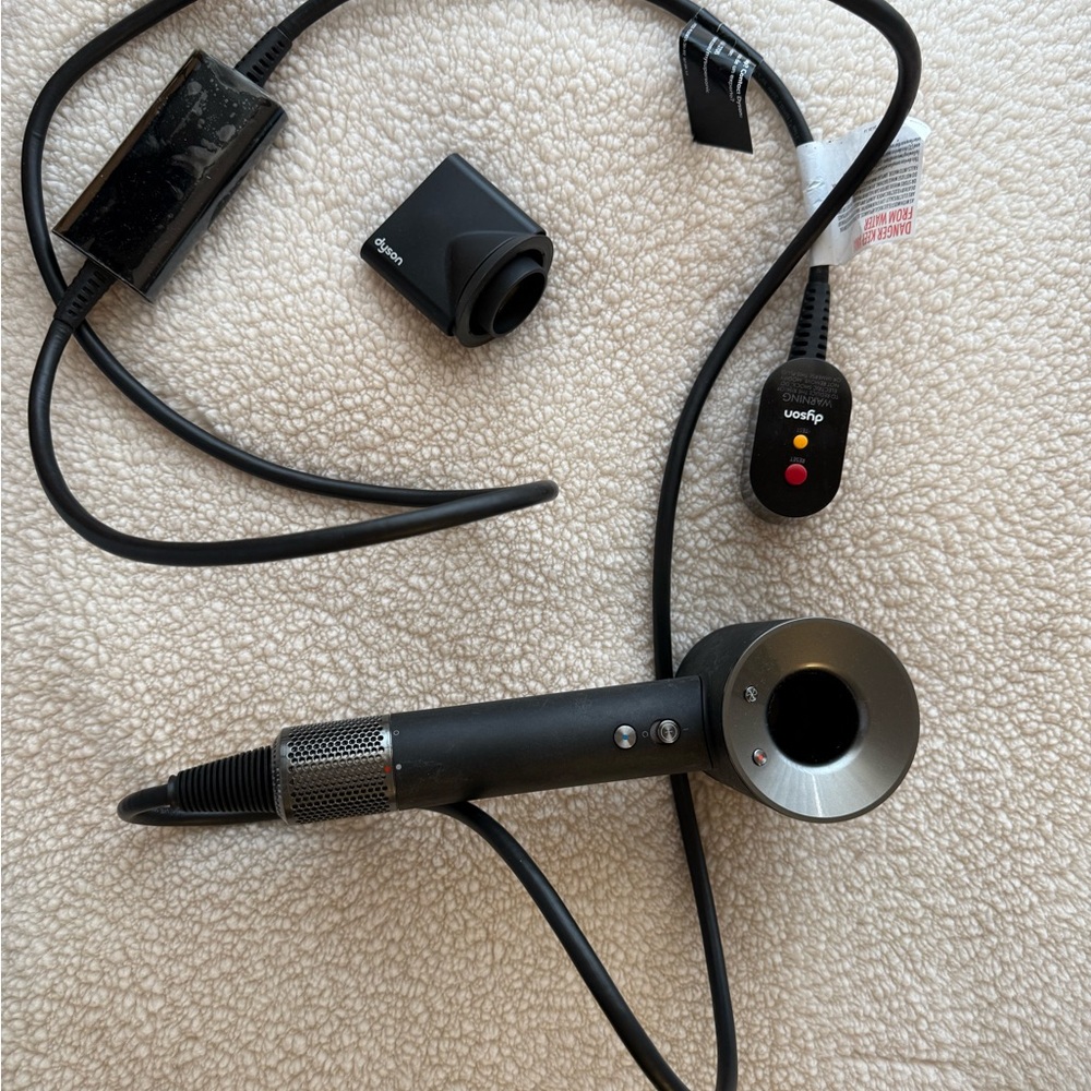 Dyson Hair Dryer in Black and Silver